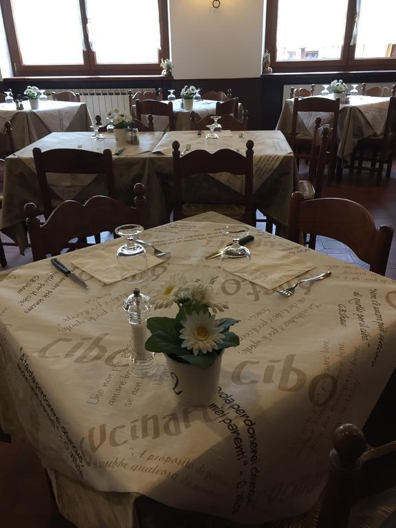 Albergo Chiara 사비그노네 외부 사진